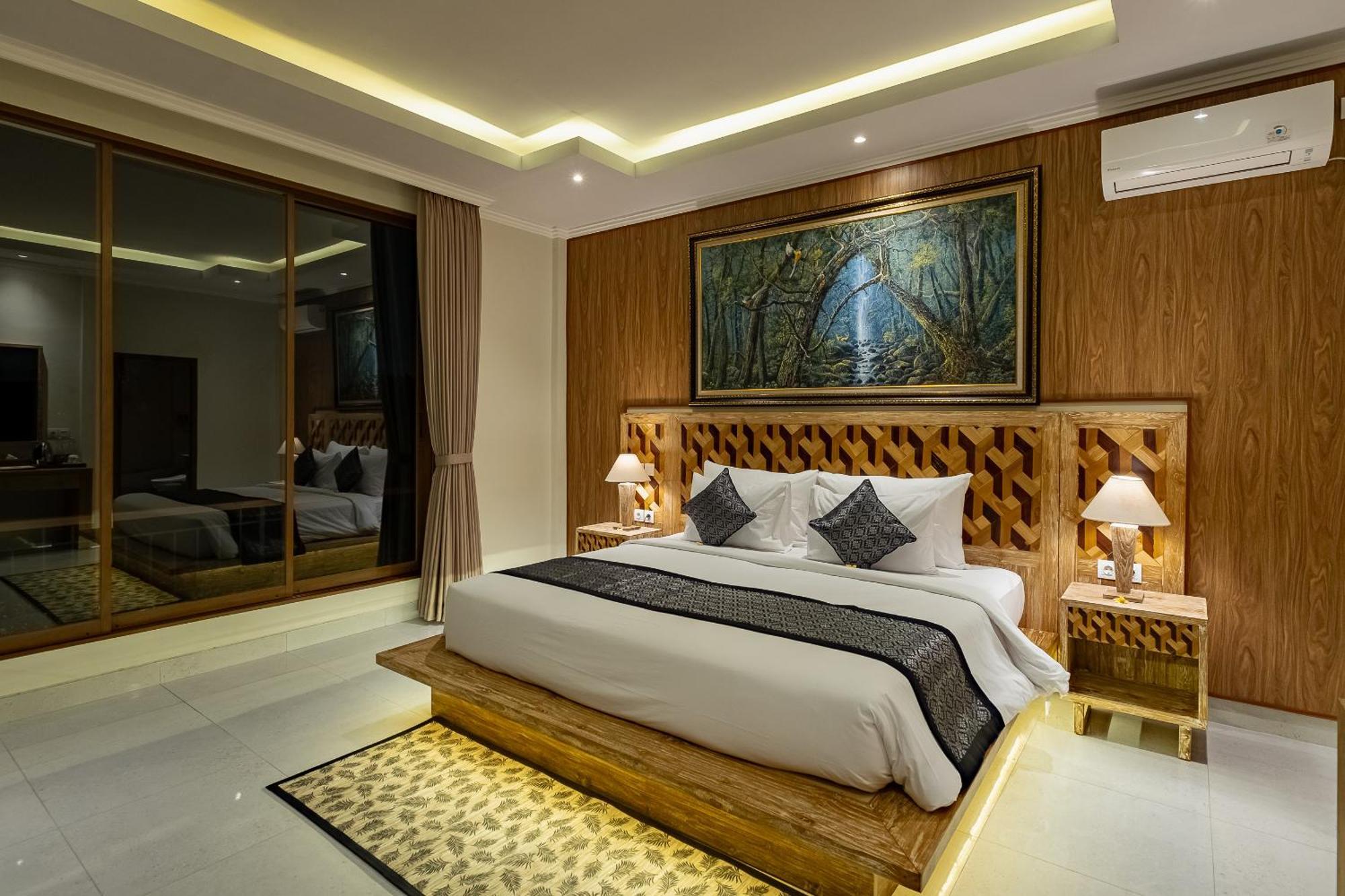Gynandha Hotel